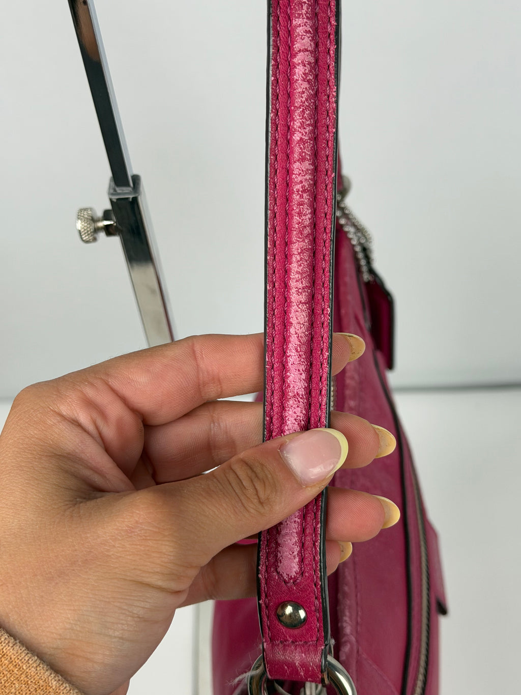 Coach F23978 Pink leather Shoulder Bag