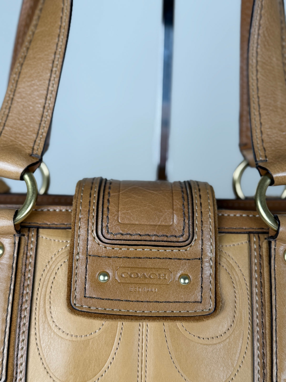 Coach 11330 Hampton Turnlock Flap Brown/Tan Leather Shoulder Bag