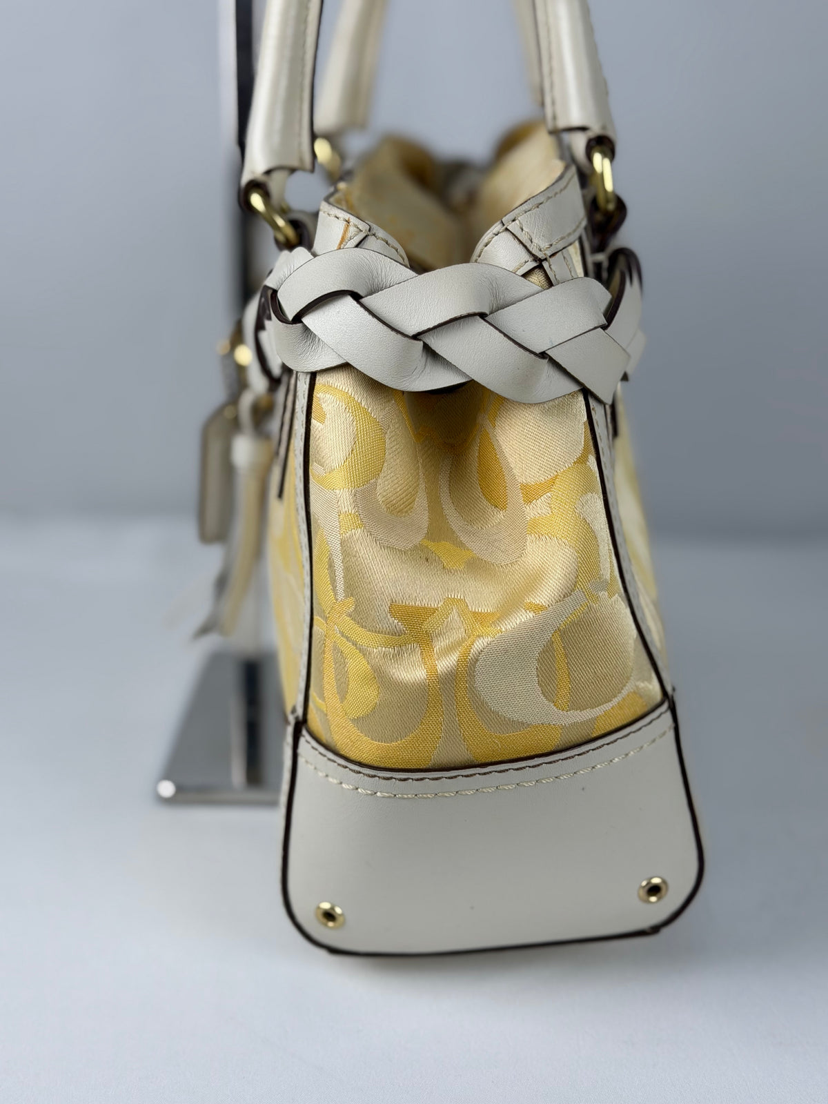 Coach 10785 Hampton Clip Op Art Yellow Monogram White Leather Trim Shoulder Bag