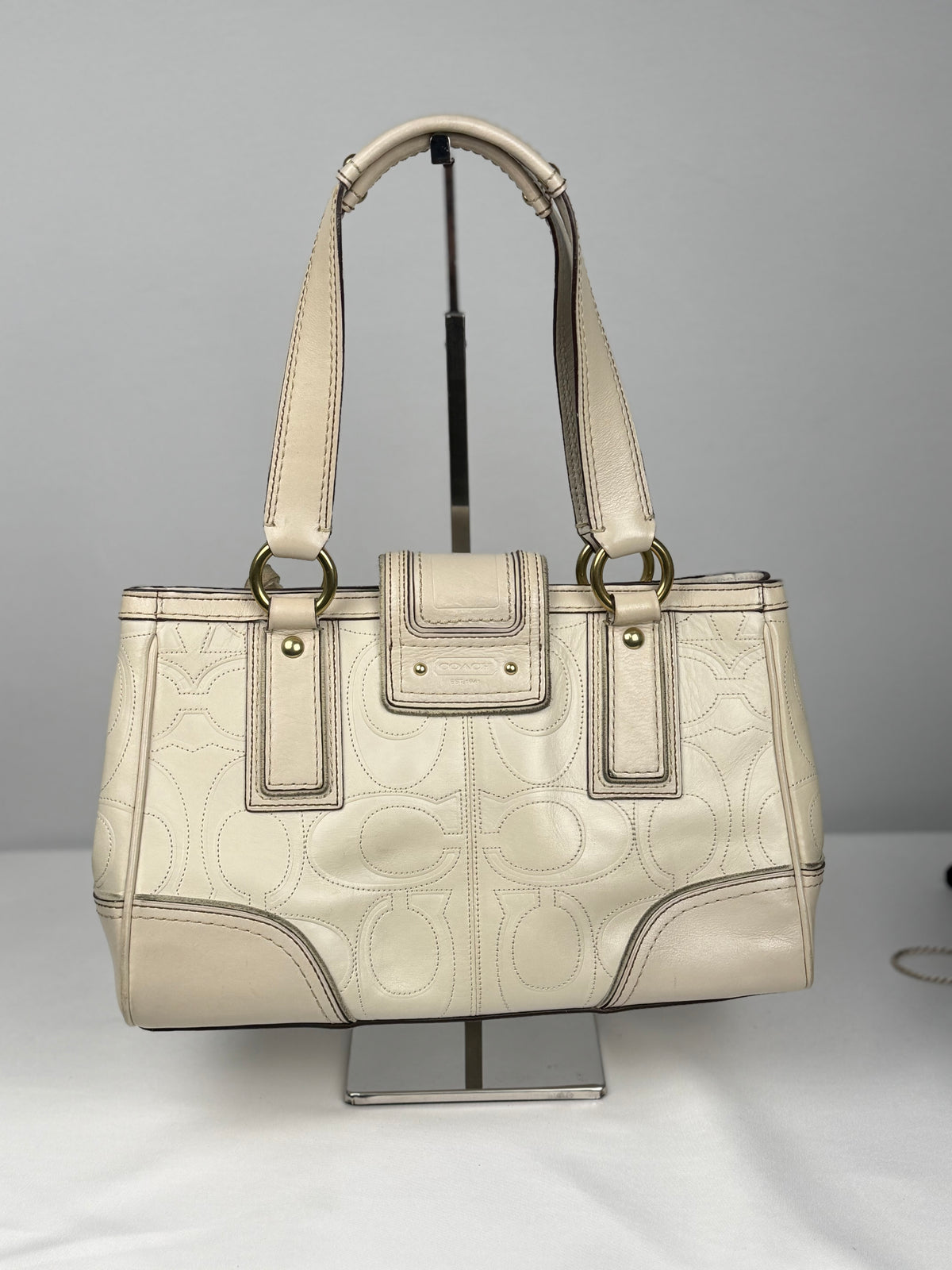 Coach 11330 Hampton Turnlock Flap White Leather C Embossed Shoulder Bag