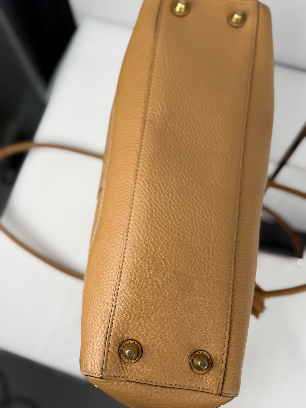 Coach 10529 Hampton Clip Tan Brown Pebbled Leather Shoulder Bag