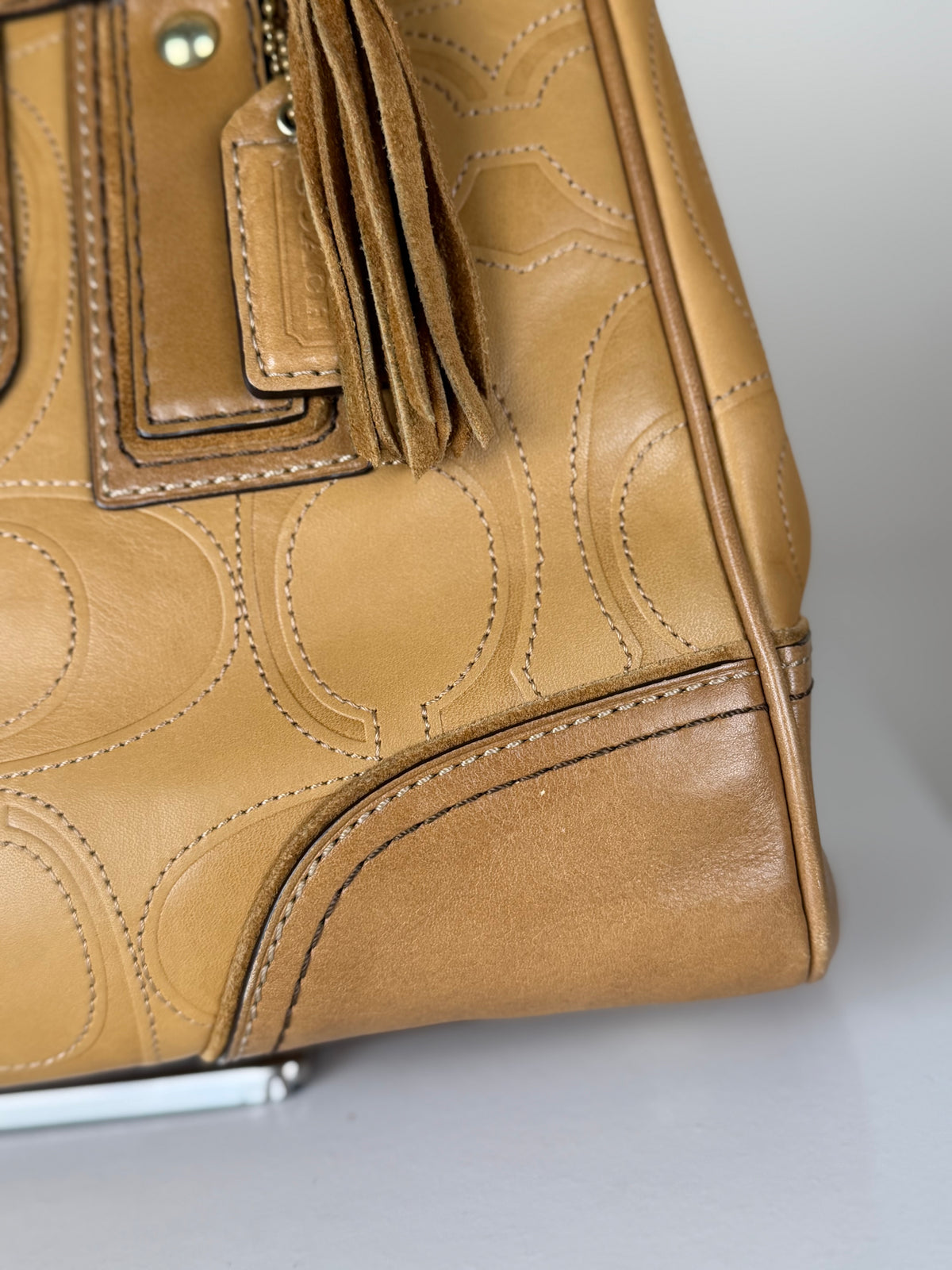Coach 11330 Hampton Turnlock Flap Brown/Tan Leather Shoulder Bag