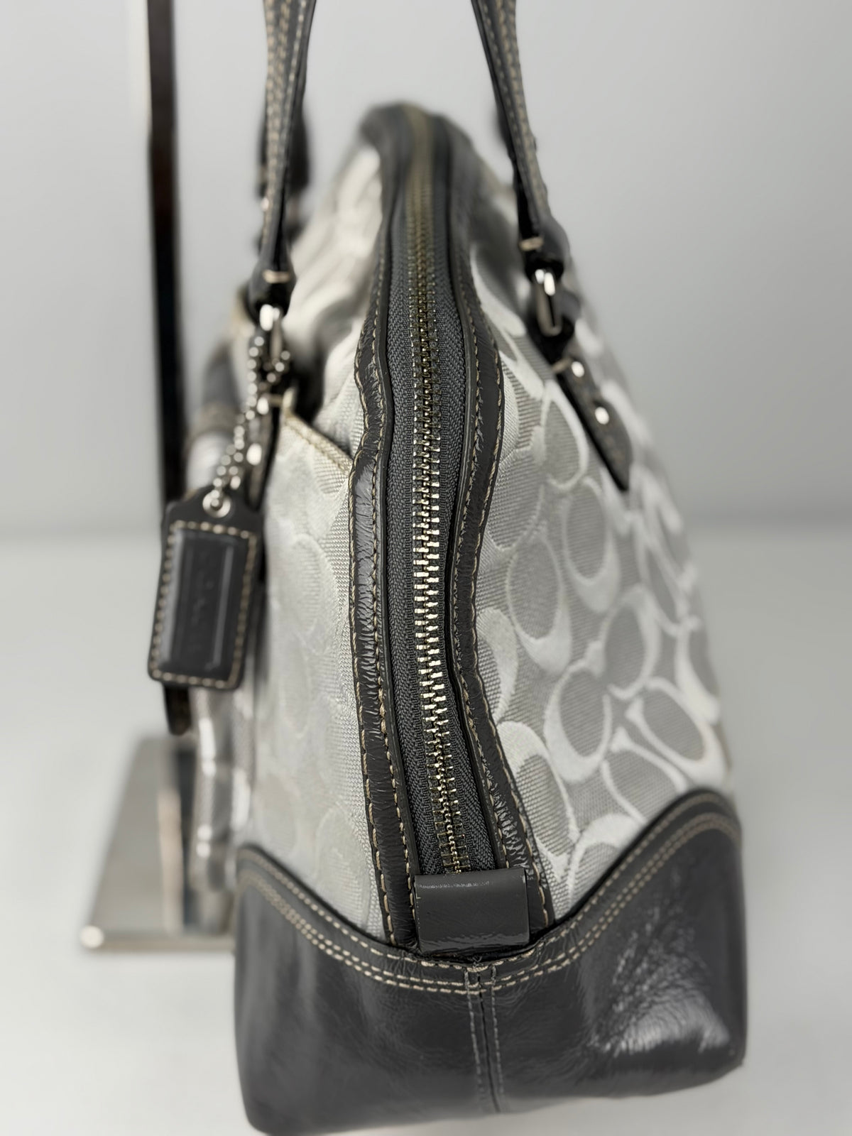 Coach F13977 Hampton Turnlock Signature Grey Monogram Dome Shoulder Bag Leather Trim
