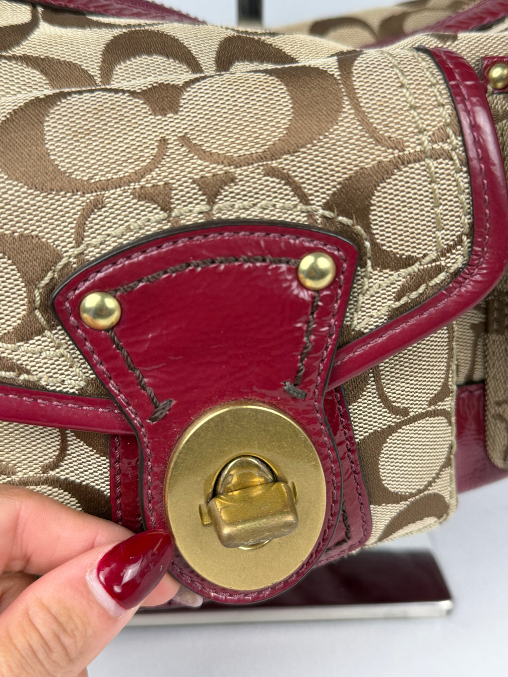 Rare Coach F12869 Legacy Double Pocket Turnlock Shoulder Bag Burgundy Patent Leather Trim