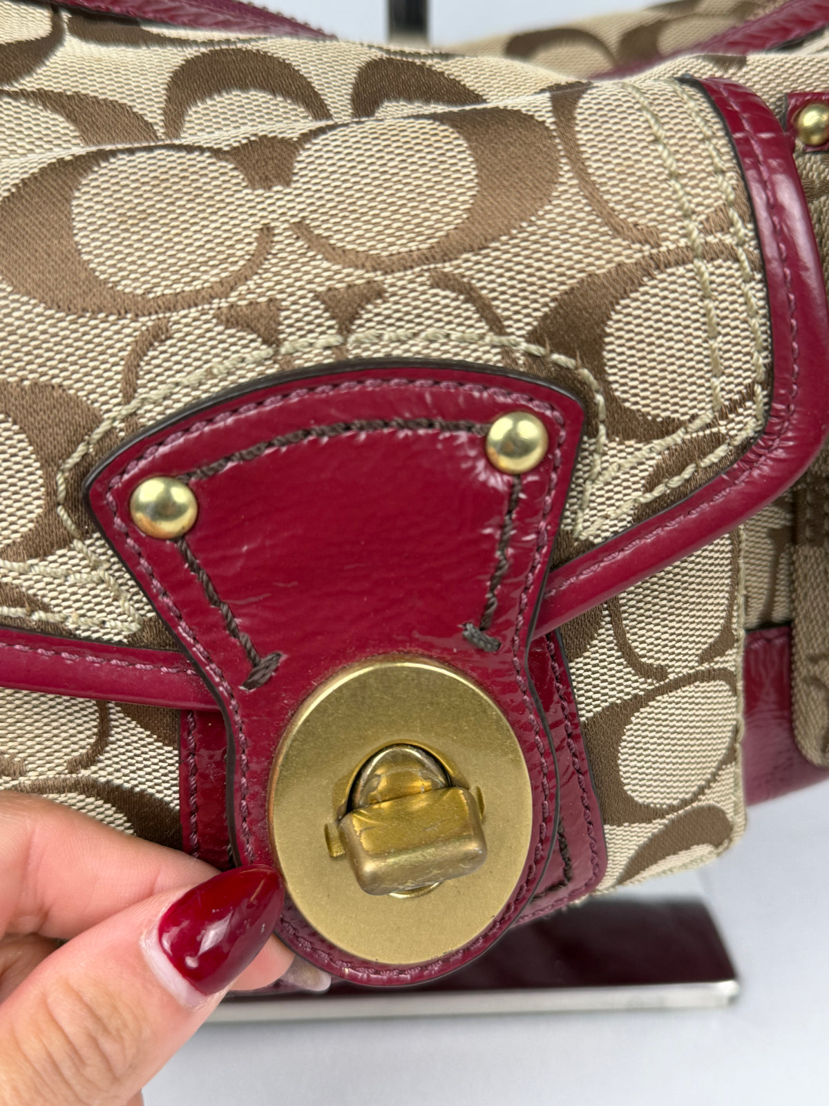 Rare Coach F12869 Legacy Double Pocket Turnlock Shoulder Bag Burgundy Patent Leather Trim
