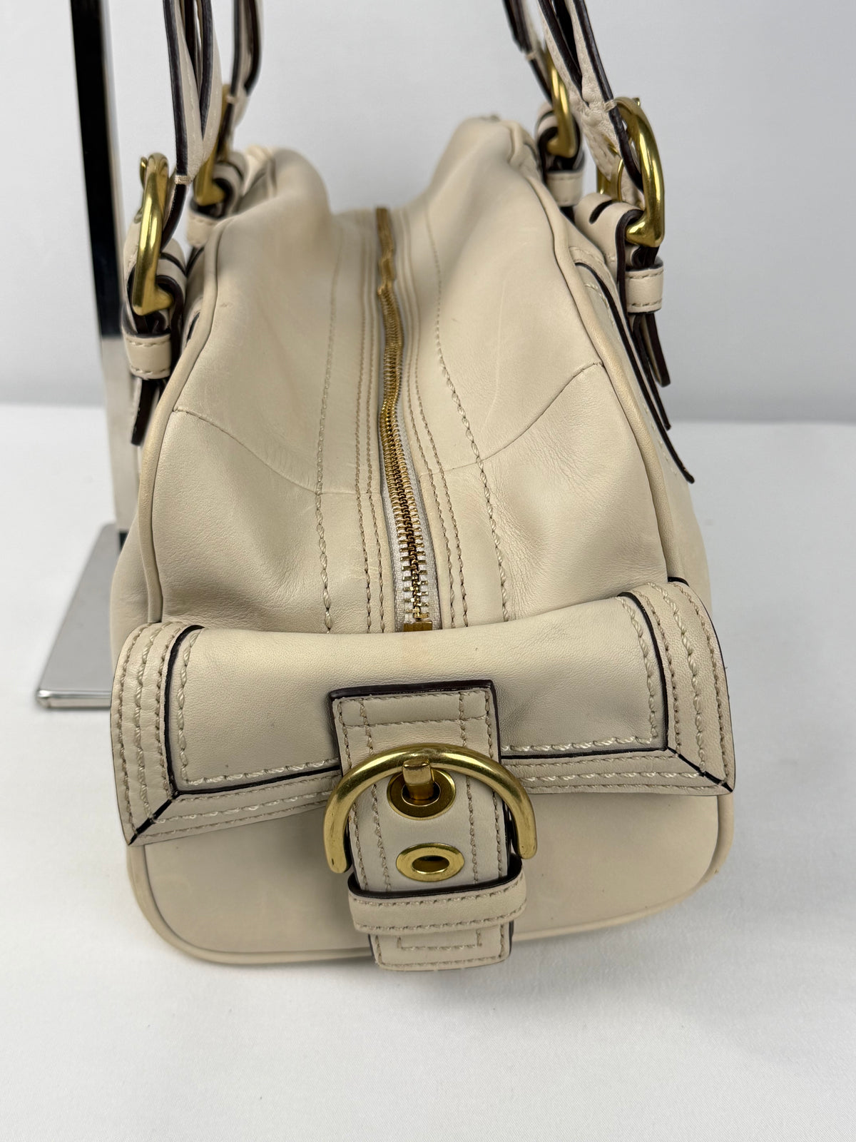 Coach 10048 Mia White/Cream Leather Double Pocket Soho Shoulder Bag