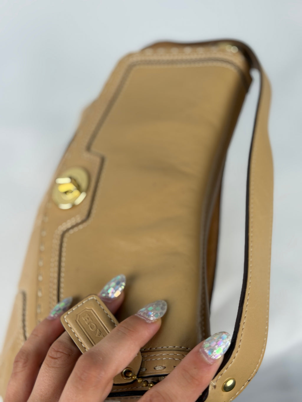 Coach 11542 Turnlock Brown/Tan Leather Shoulder bag