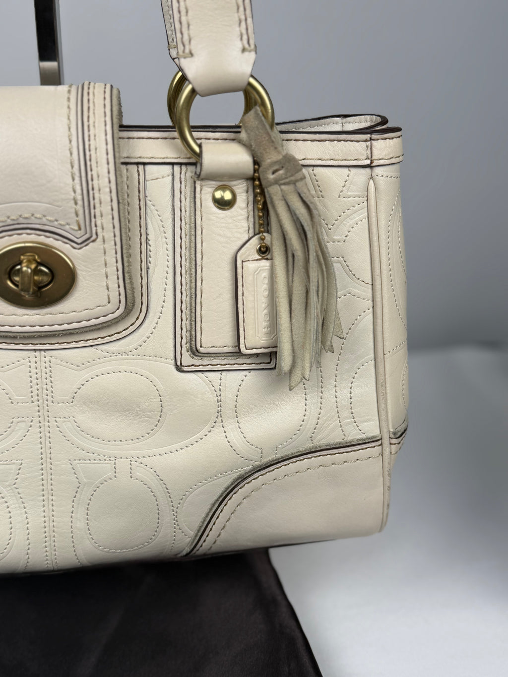 Coach 11330 Hampton Turnlock Flap White Leather C Embossed Shoulder Bag
