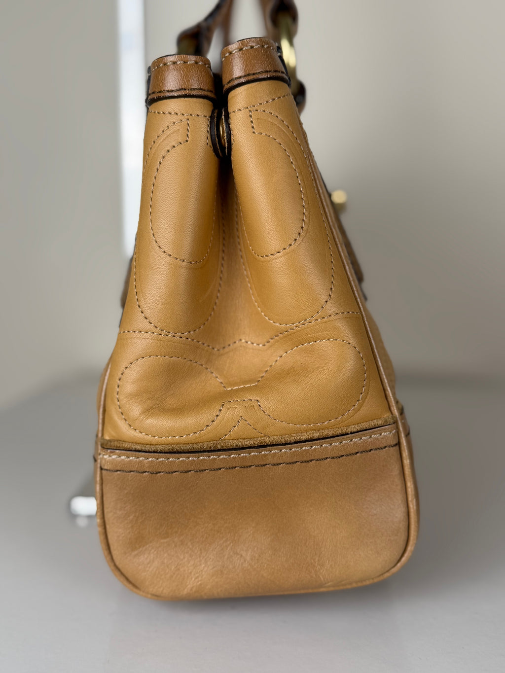 Coach 11330 Hampton Turnlock Flap Brown/Tan Leather Shoulder Bag