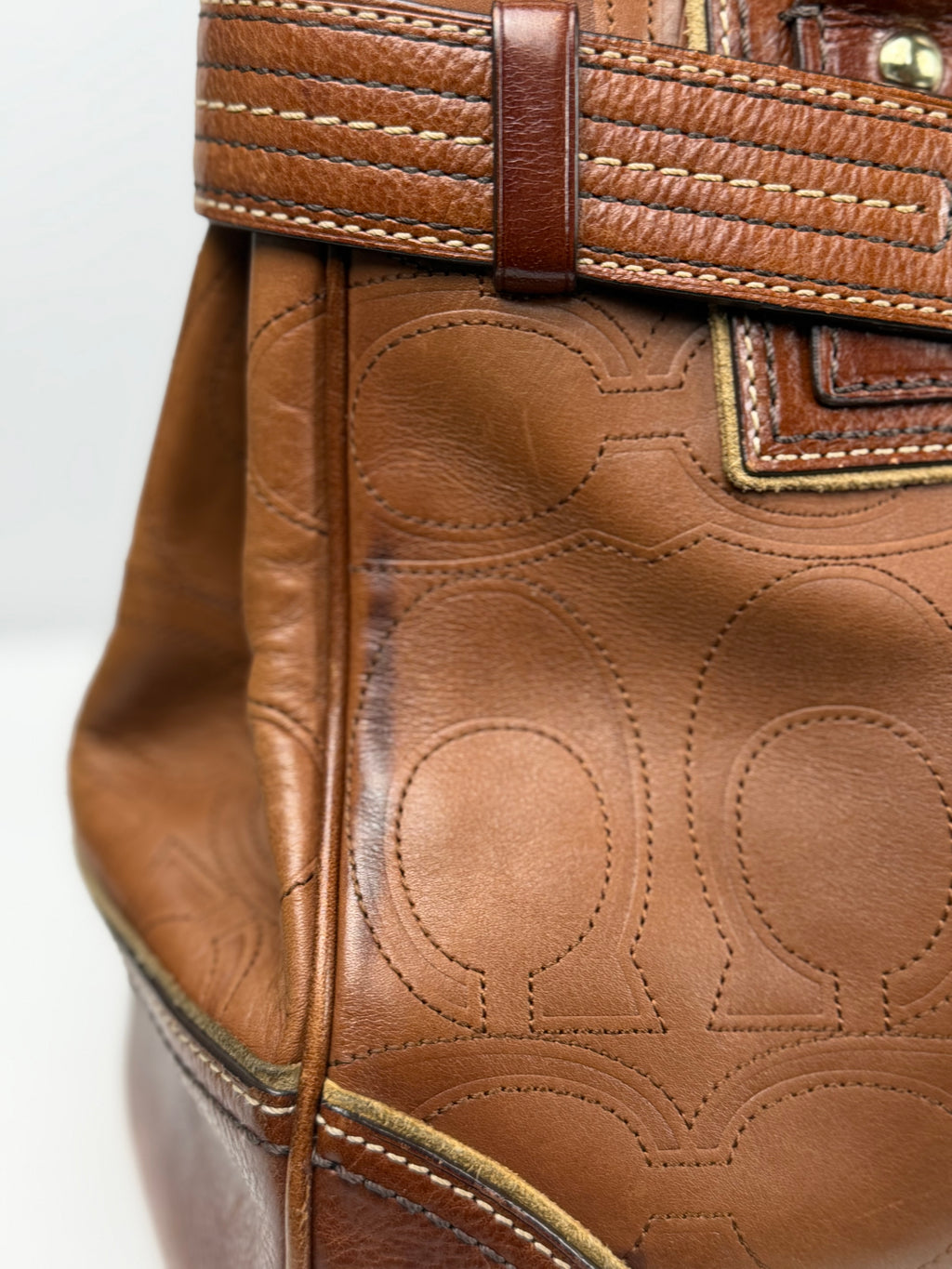 Coach 10227 Hampton Clip Brown Leather C Embossed Shoulder Bag
