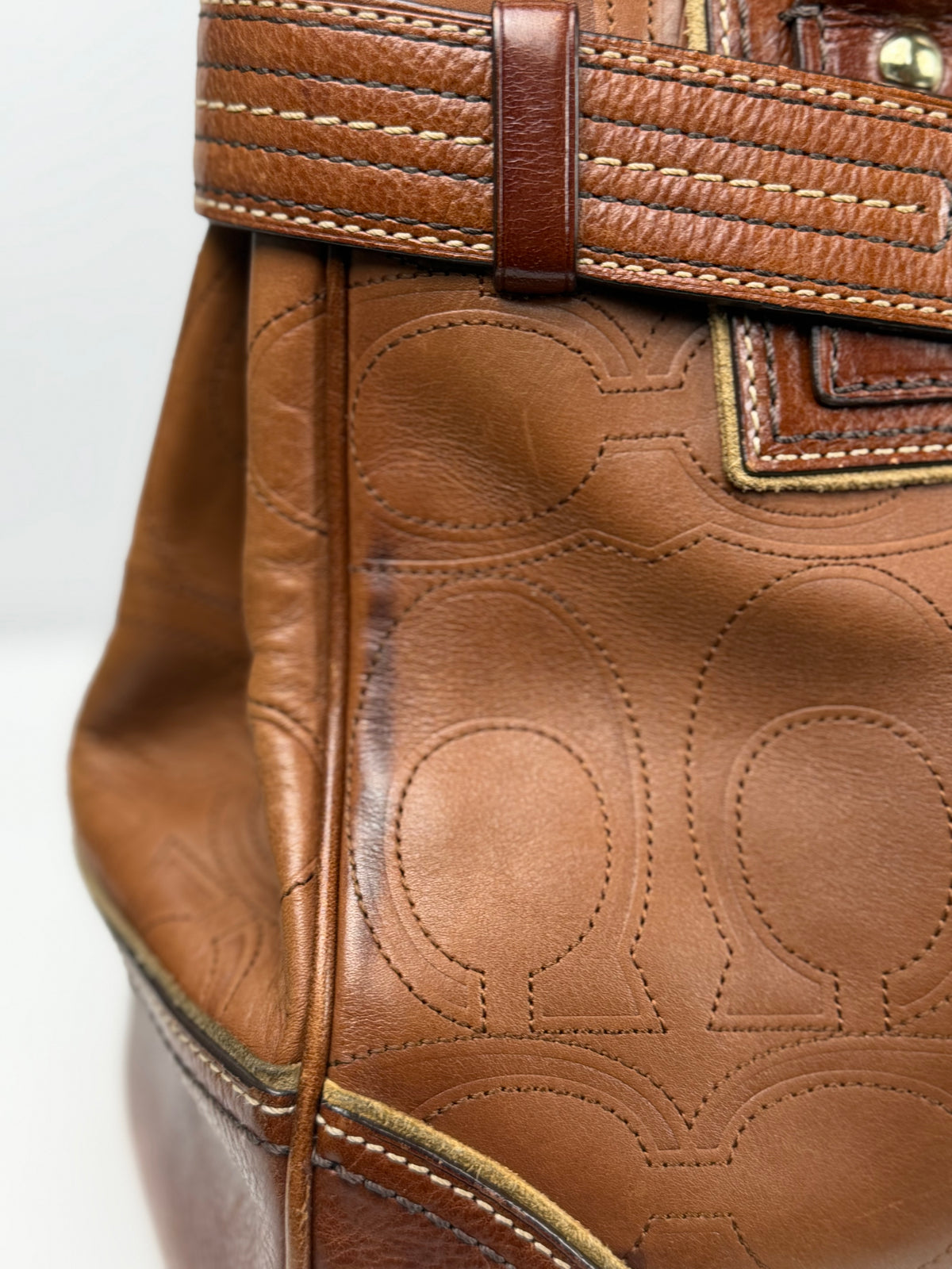 Coach 10227 Hampton Clip Brown Leather C Embossed Shoulder Bag