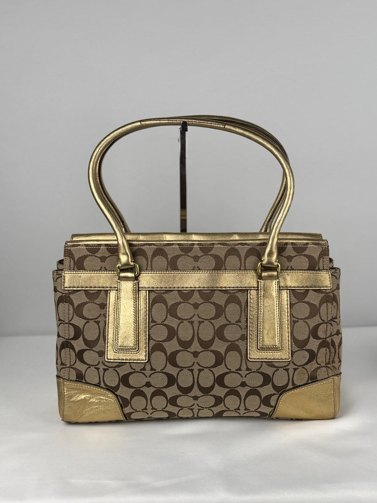 Coach 11063 Hampton Turnlock Signature Brown Monogram Shoulder&nbsp; Bag Gold Leather Trim