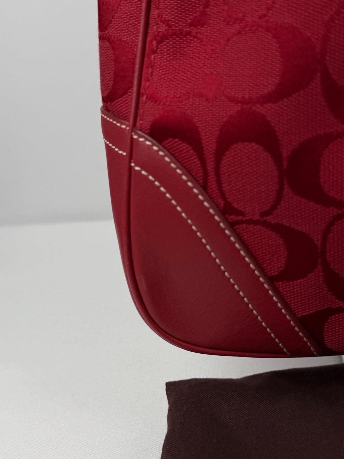 Rare Coach 8K03 Hampton Clip Red Monogram Shoulder Bag Leather Trim