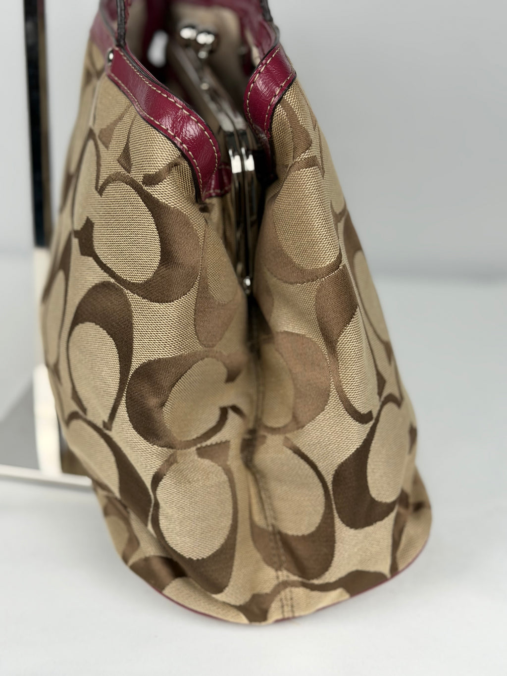 Coach F19190 Kisslock Signature Brown/Red Shoulder Bag Leather Trim