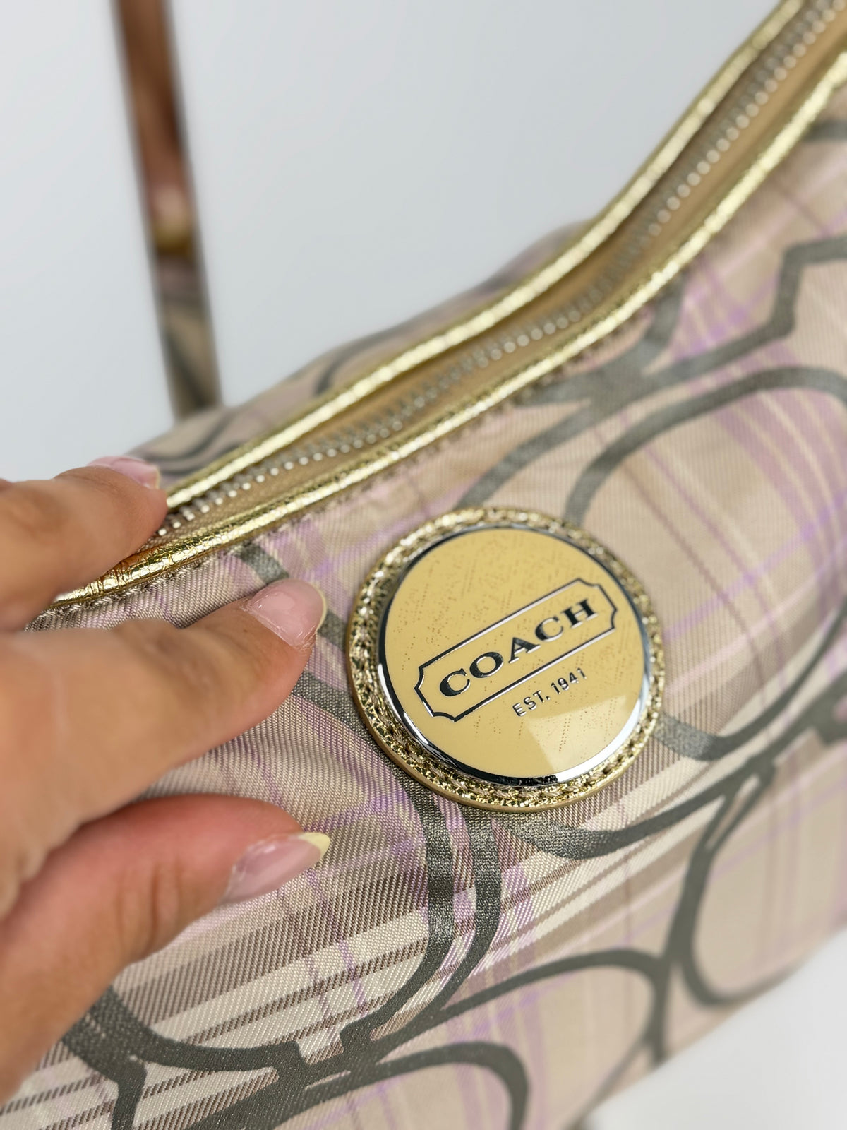 Coach F17210 Signature Purple/Beige Check Pattern Shoulder Bag Gold Leather Trim