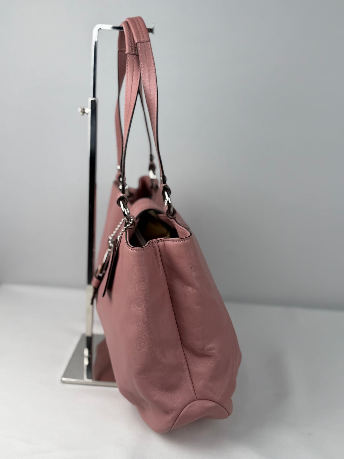 Coach F18751 Soho Pink Leather Shoulder Bag