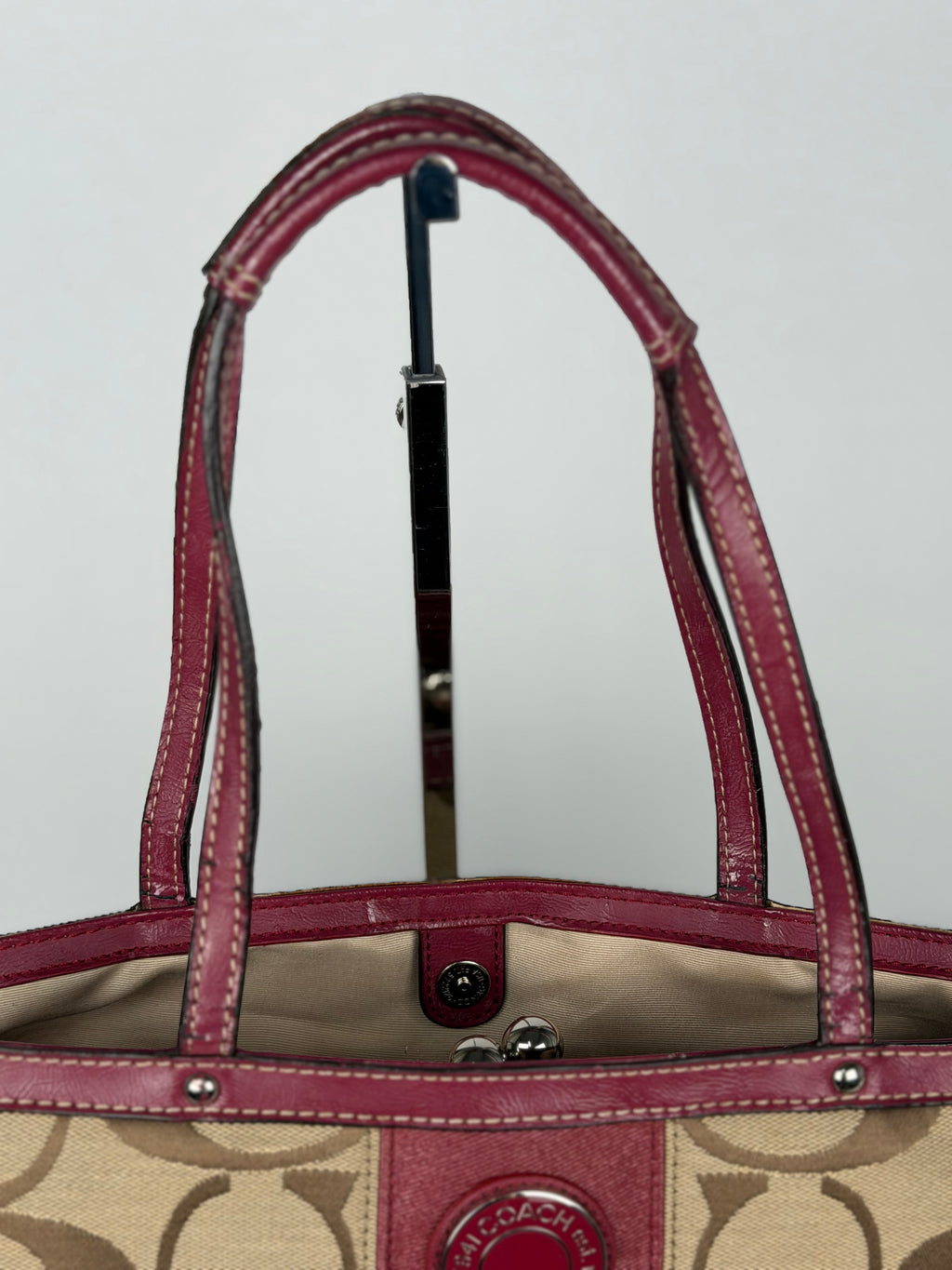 Coach F19190 Kisslock Signature Brown/Red Shoulder Bag Leather Trim