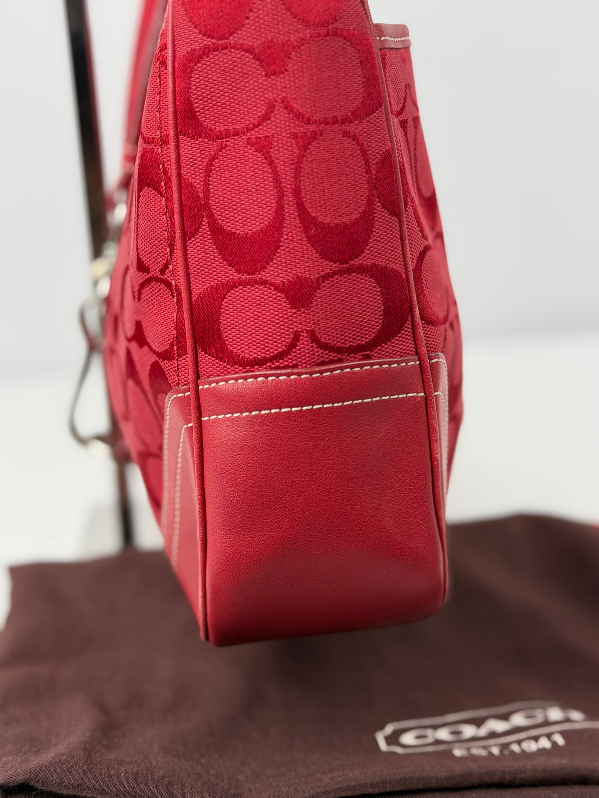 Rare Coach 8K03 Hampton Clip Red Monogram Shoulder Bag Leather Trim