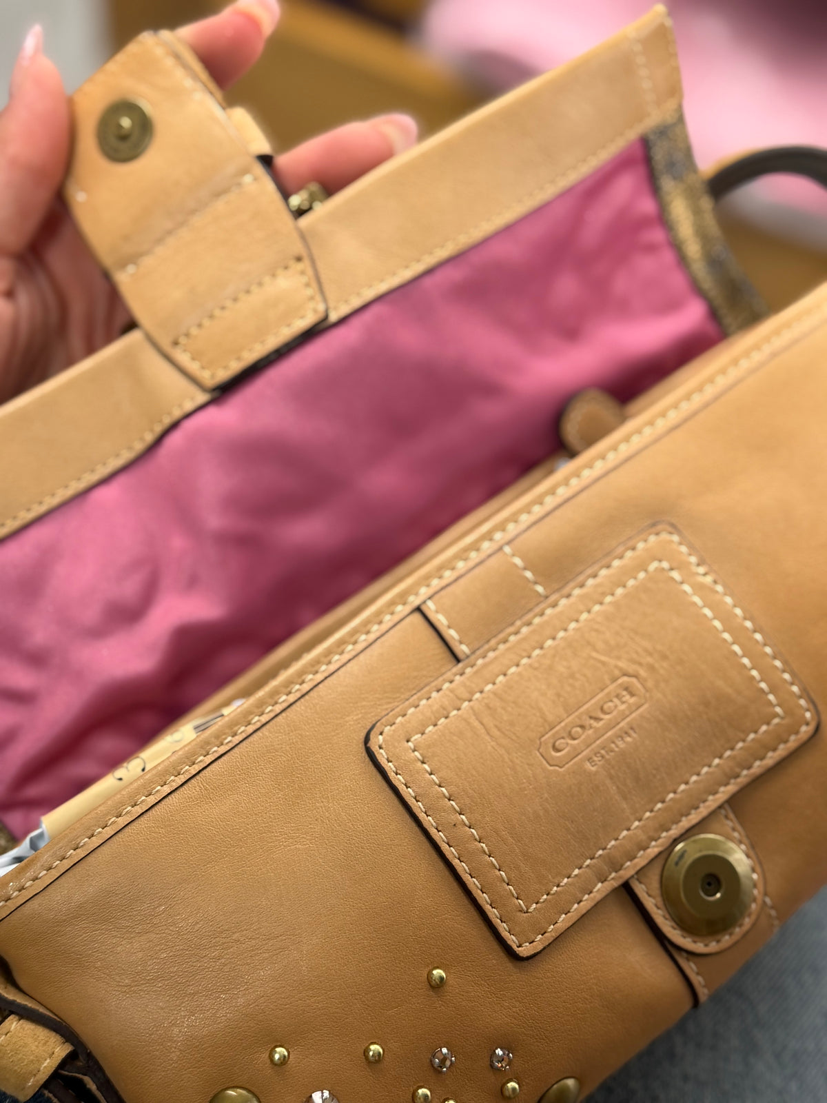 Coach RARE Soho 8A29 Brown/Tan Leather Shoulder Bag Gold Studded Detailing