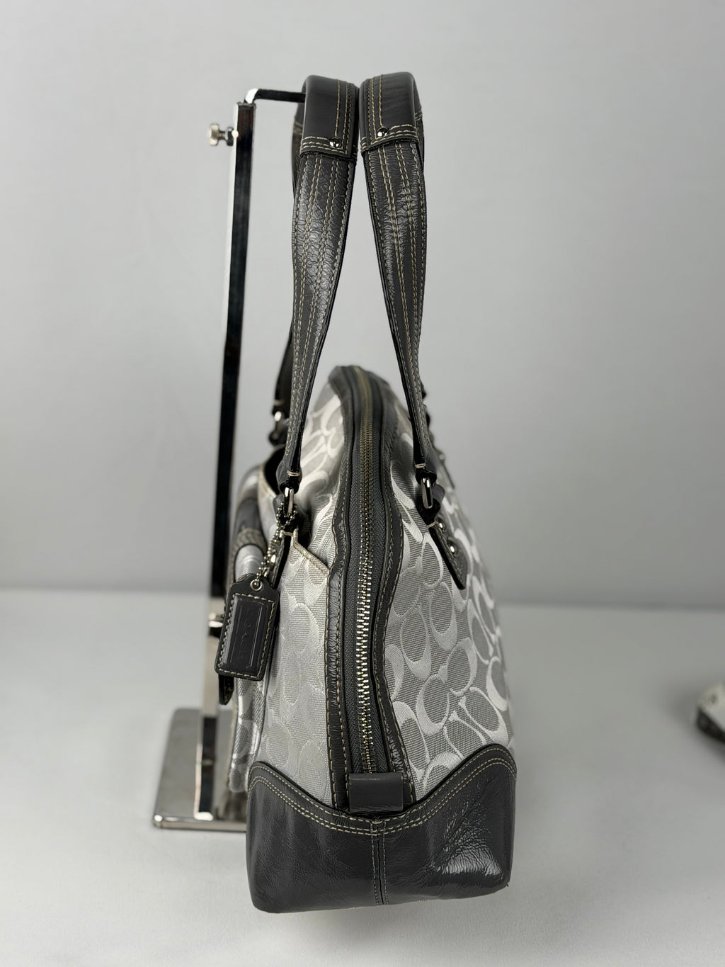 Coach F13977 Hampton Turnlock Signature Grey Monogram Dome Shoulder Bag Leather Trim