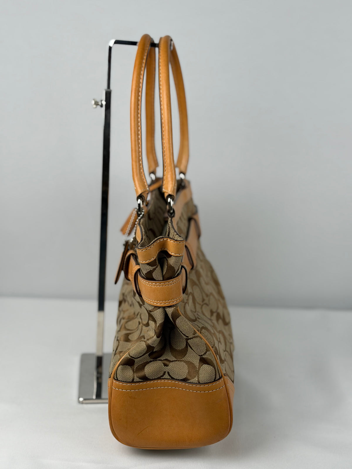 Coach 8K07 Hampton Clip Signature Brown Monogram Shoulder Bag Tan Leather Trim with dustbag