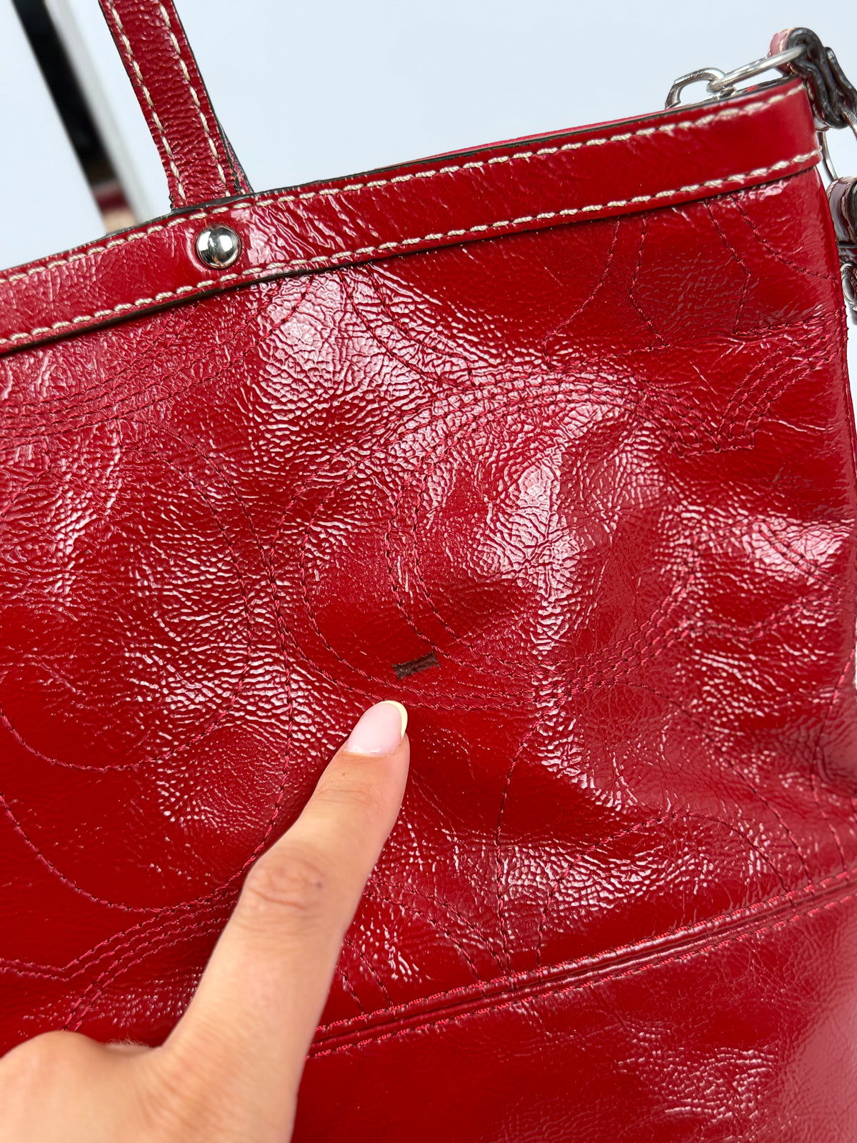 Coach F15142 Red Patent Leather Signature Shoulder Bag
