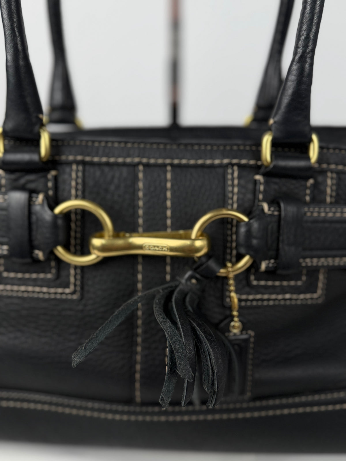 Coach F10212 Hampton Clip Black Pebbled Leather Shoulder Bag