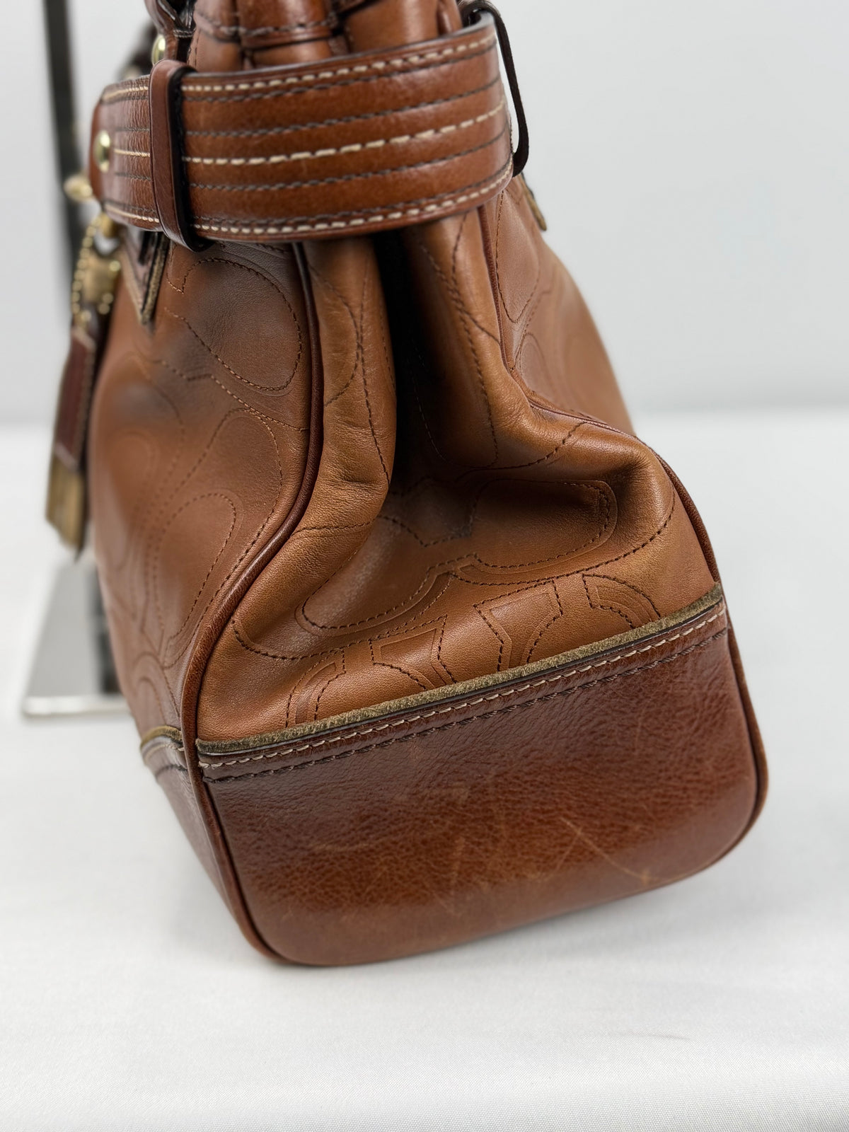 Coach 10227 Hampton Clip Brown Leather C Embossed Shoulder Bag