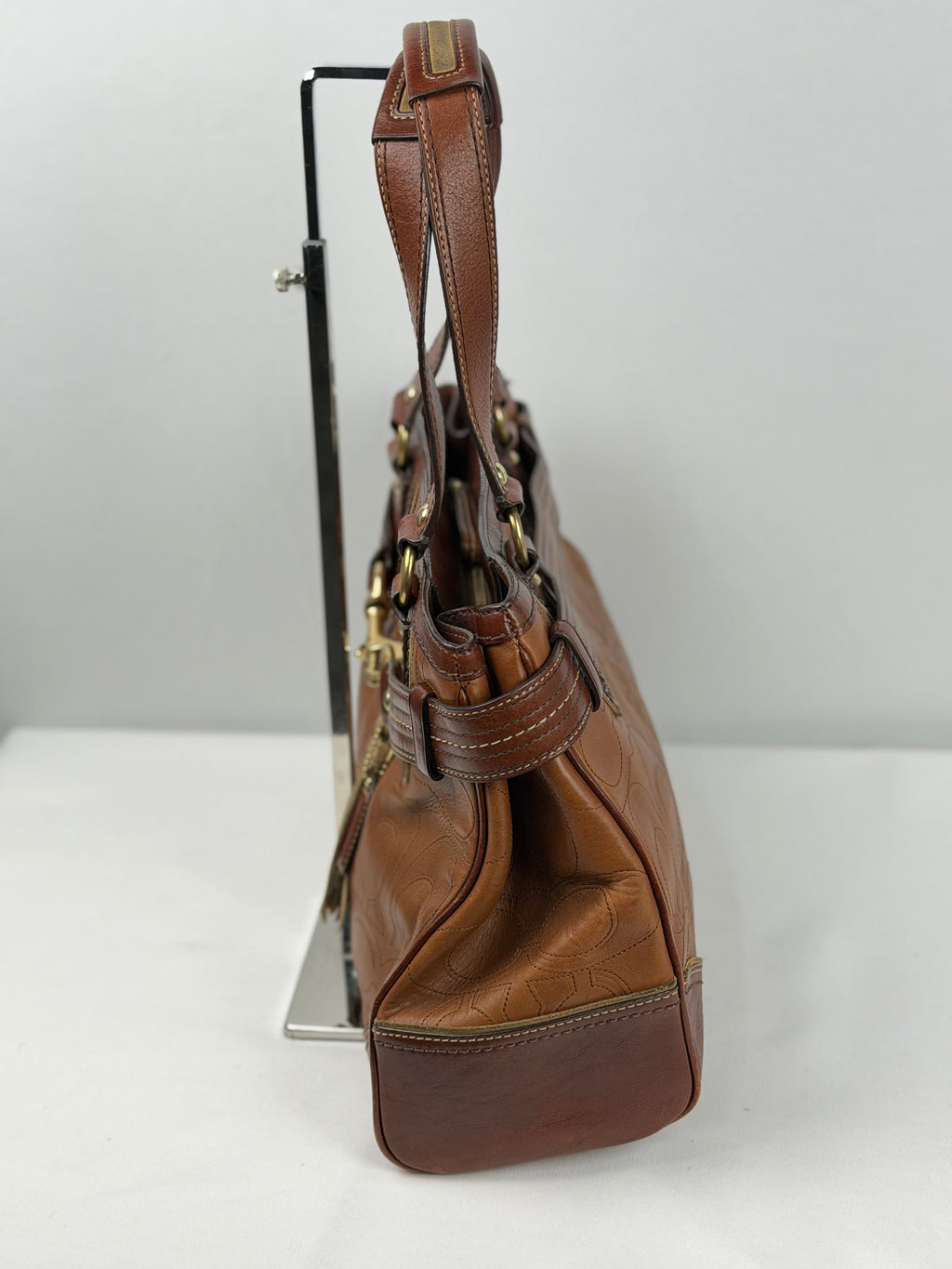 Coach 10227 Hampton Clip Brown Leather C Embossed Shoulder Bag with Dustbag