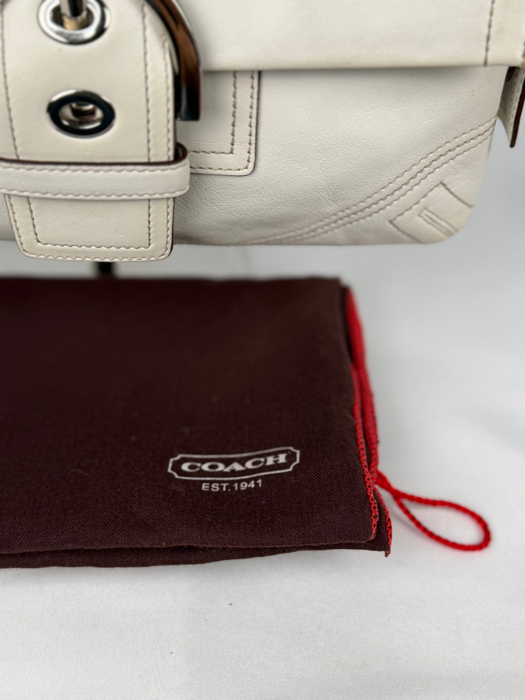 Coach 8A05 Soho White Leather Shoulder Bag