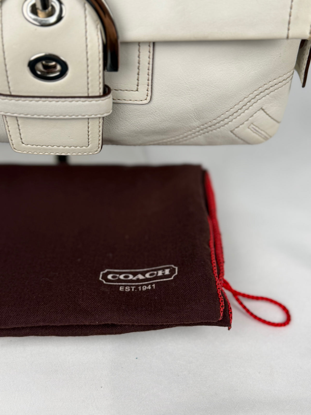 Coach 8A05 Soho White Leather Shoulder Bag