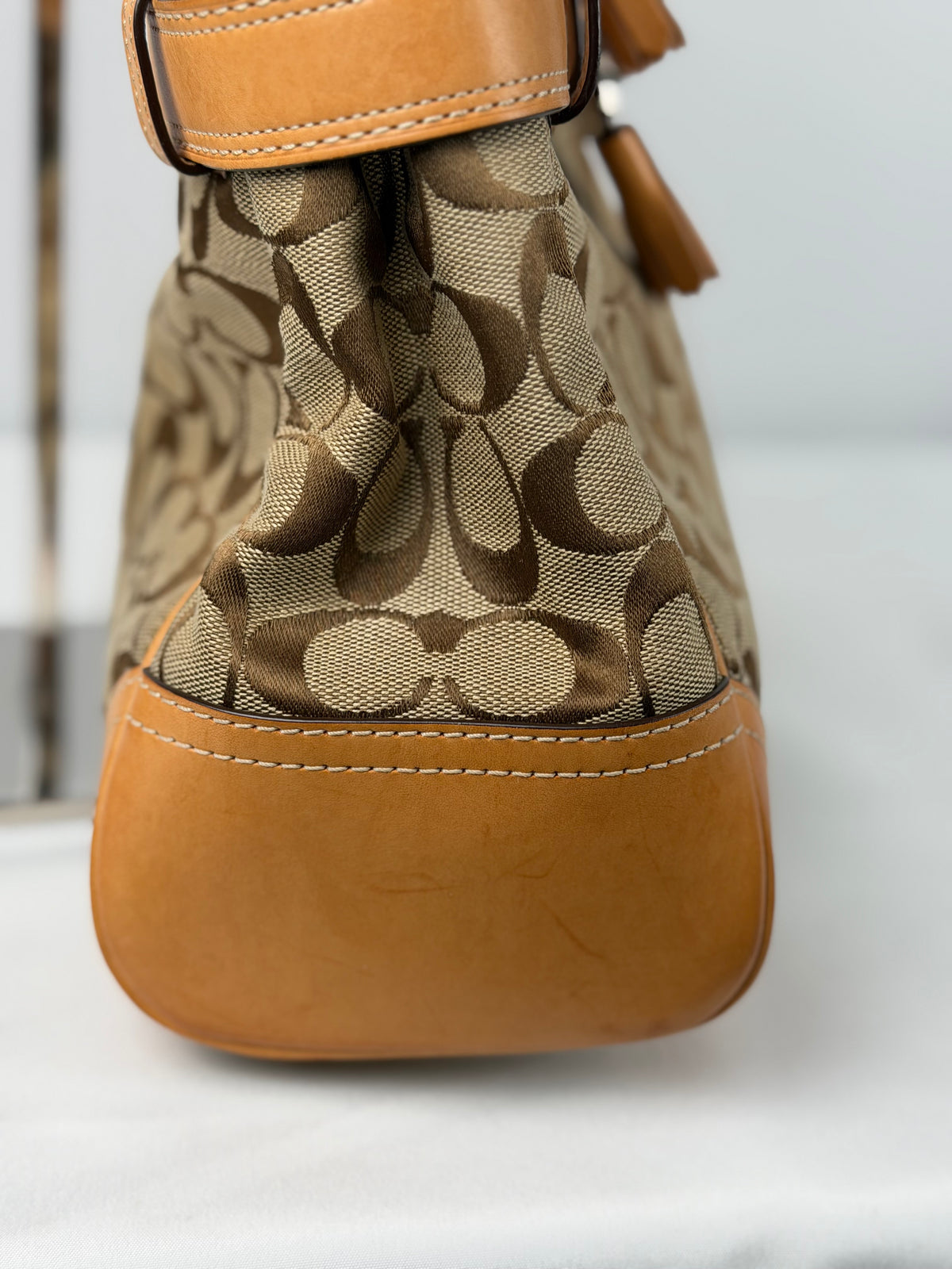 Coach 8K07 Hampton Clip Signature Brown Monogram Shoulder Bag Tan Leather Trim with dustbag
