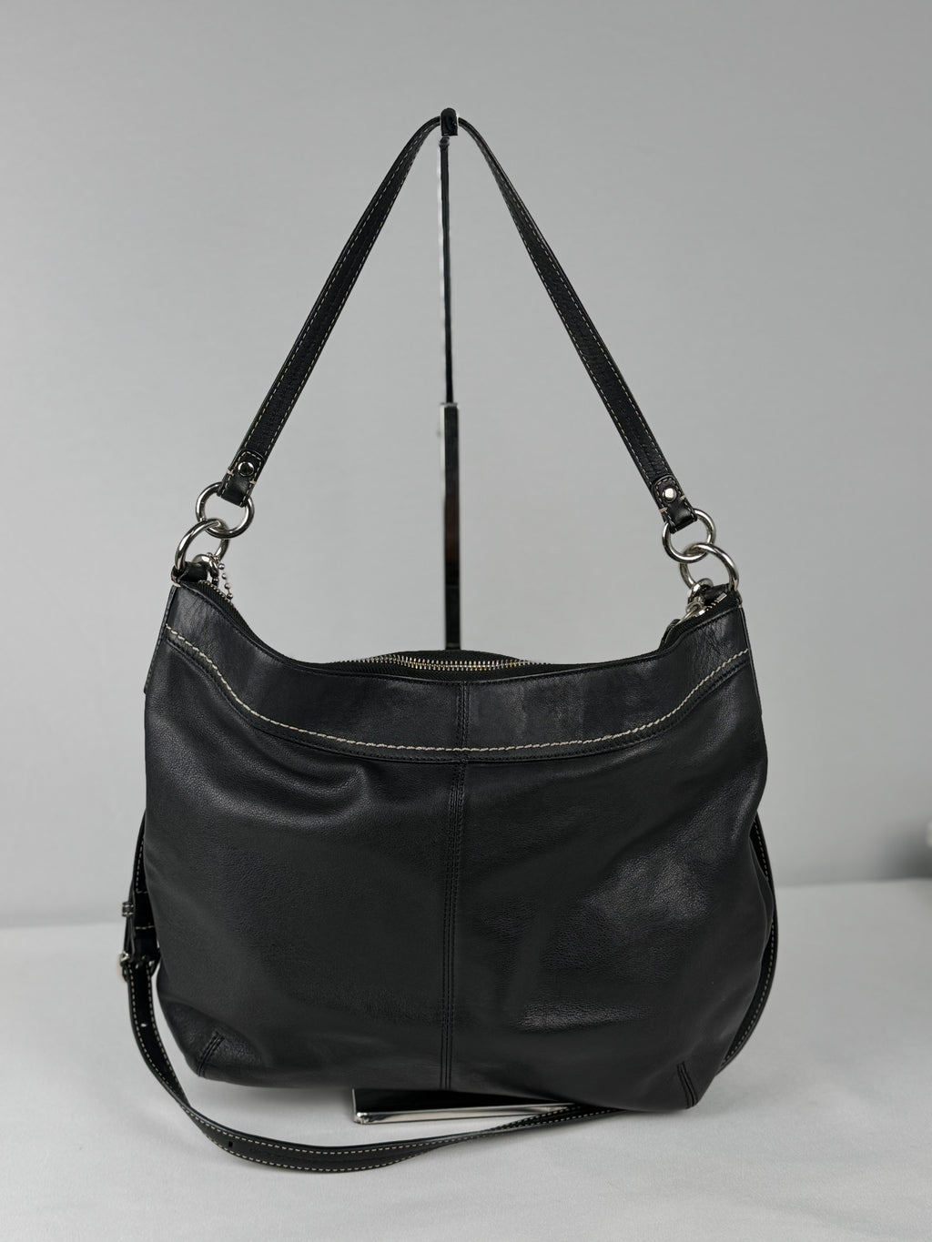 Coach F13764 Black Leather Shoulder Bag
