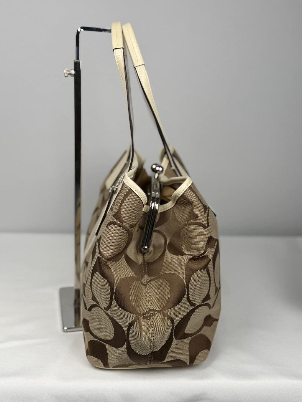 Coach F13533 Signature Brown Monogram Kisslock Shoulder Bag Cream Leather Trim