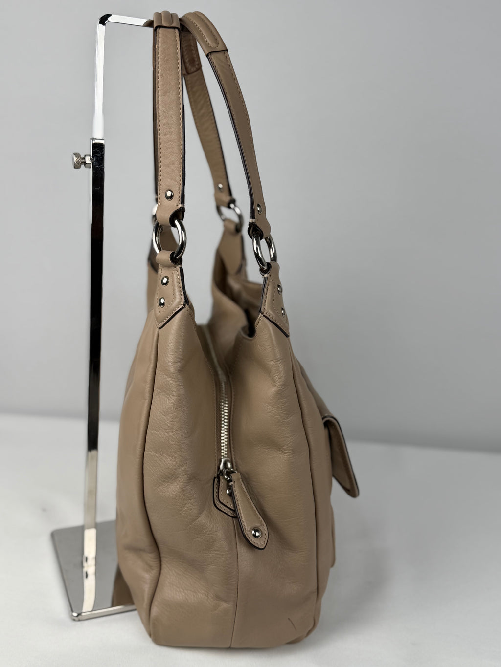 Coach F24686 Soho Beige Leather Shoulder Bag