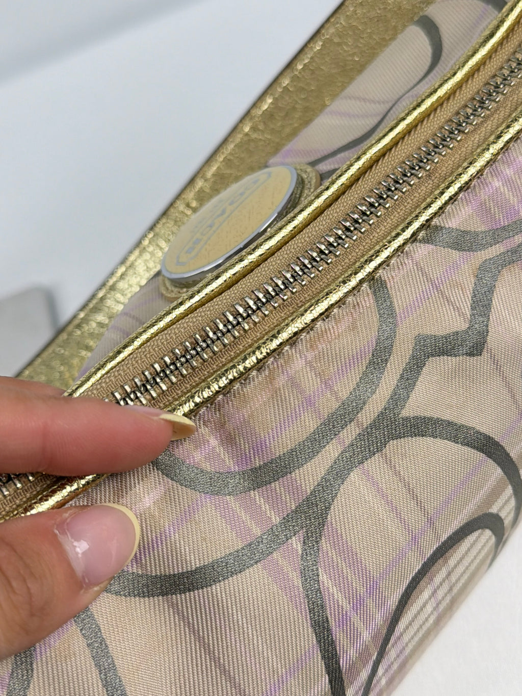 Coach F17210 Signature Purple/Beige Check Pattern Shoulder Bag Gold Leather Trim