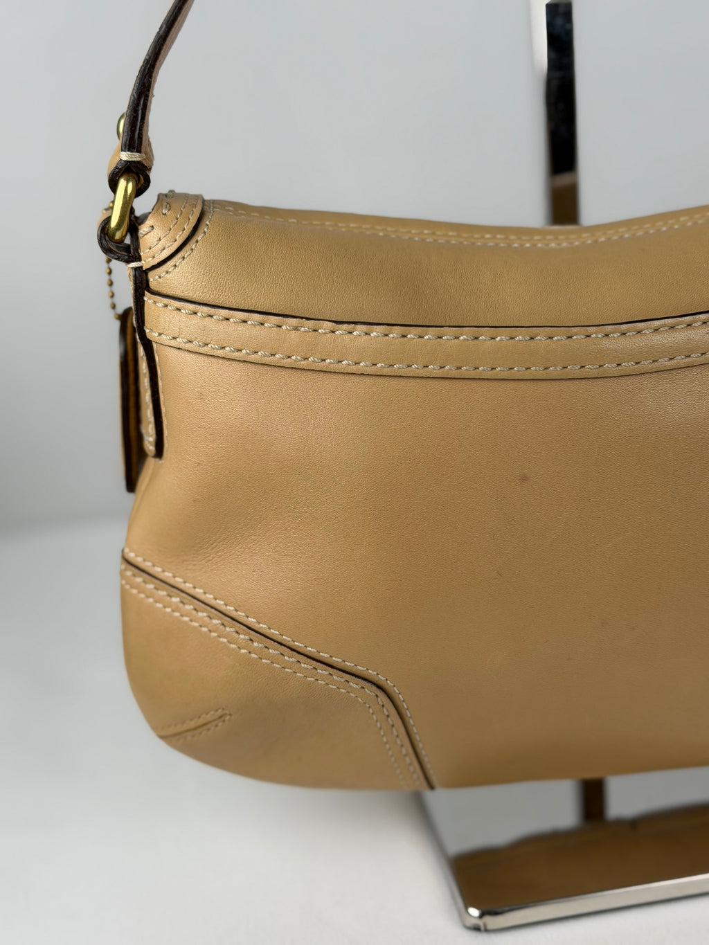 Coach 11542 Turnlock Brown/Tan Leather Shoulder bag