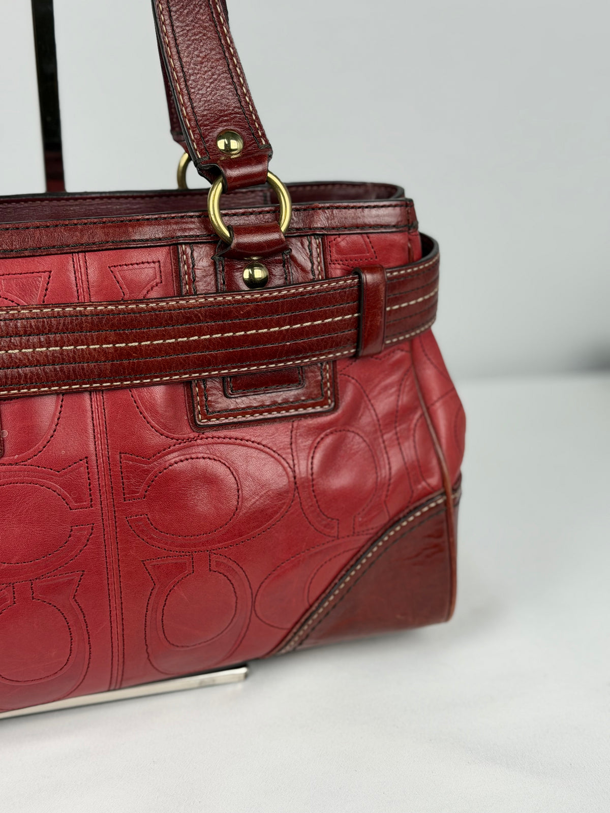 Coach 10226 Hampton Clip Red C Embossed Leather Shoulder Bag