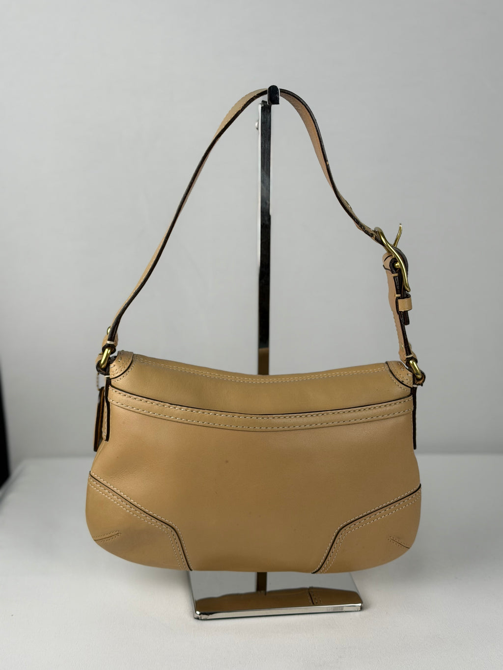 Coach 11542 Turnlock Brown/Tan Leather Shoulder bag