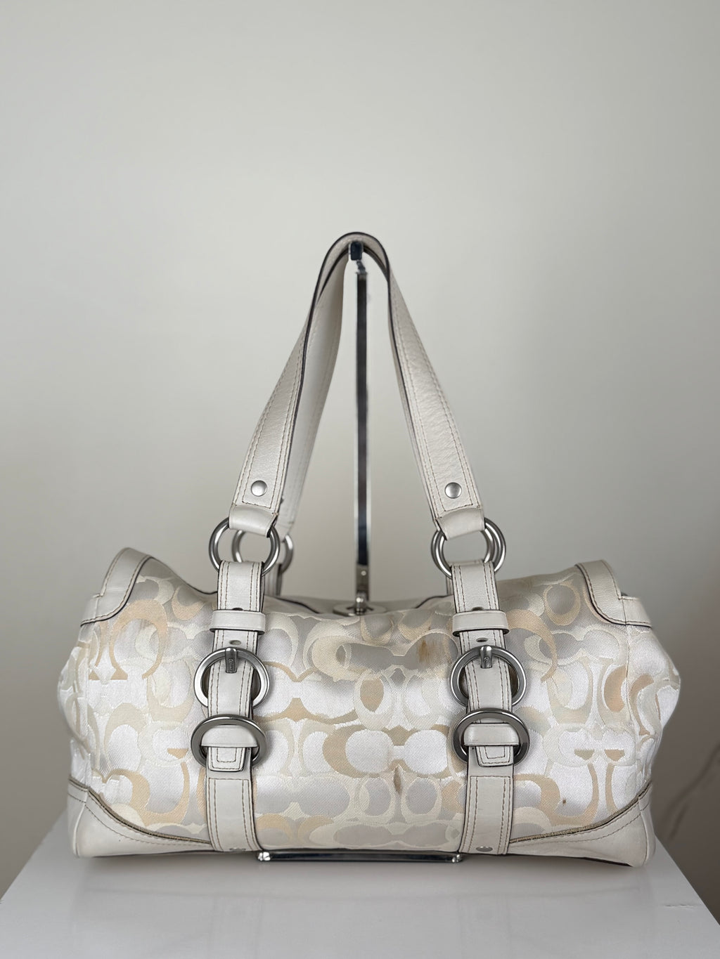 Coach 10145 Chelsea Turnlock White Cream Op Art Monogram Shoulder Bag Leather Trim
