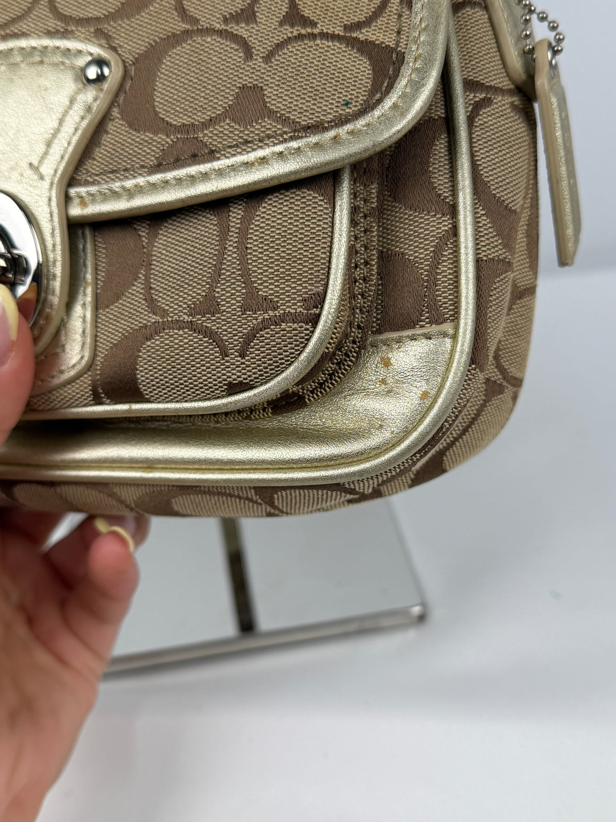 Coach F14282 Signature Turnlock Brown Shoulder Bag Gold Leather Trim